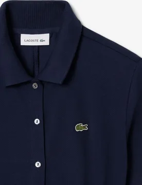 Vestido de petit piqué con cinturón de mujer y cuello polo de mujer en azul de manga larga - Lacoste - FashionsVida
