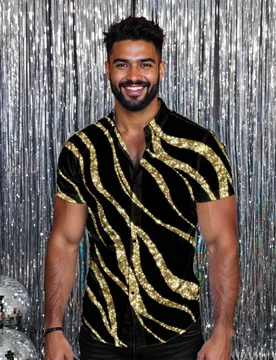 Camisa casual de manga corta con estampado de brillo dorado y cierre de un solo botón, adecuada para fiestas y discotecas - Shein - FashionsVida