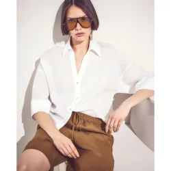 Blusa de mujer de manga larga y lino