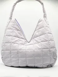 Oversized quilted shoulder bag - Lilac - Size: One Size
