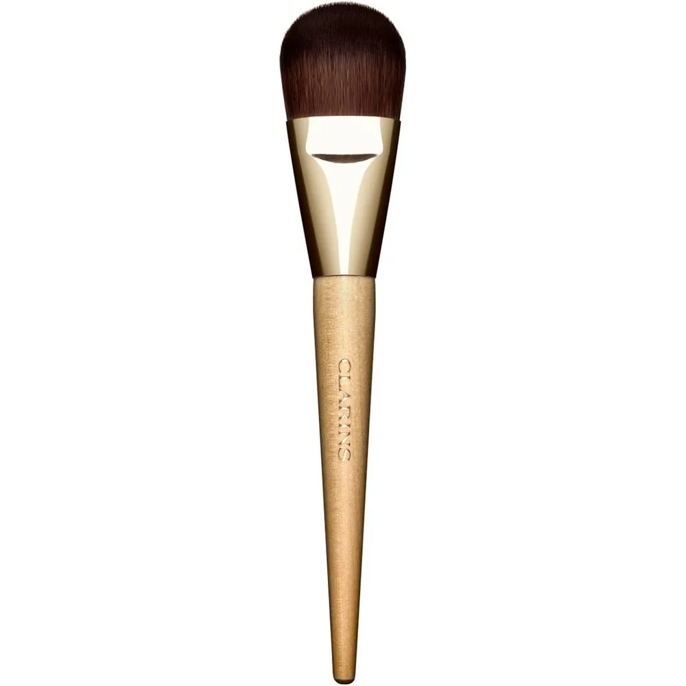 Pincel para bases de maquillaje - Clarins - FashionsVida