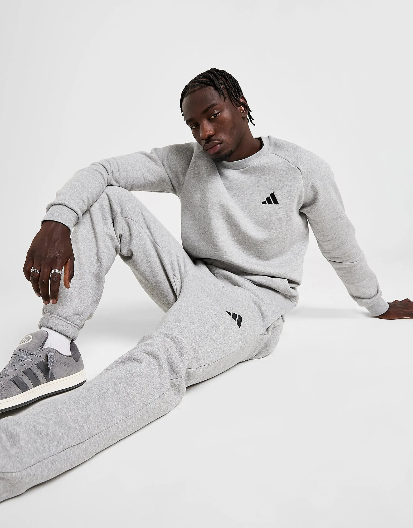 Essential Crew Sweatshirt - Herren, Grau - male - Size: S - Adidas - FashionsVida