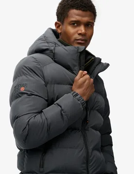 Superdry Herren Kapuzen-sportpufferjacke Black - Größe: L - 129.99 - FashionsVida