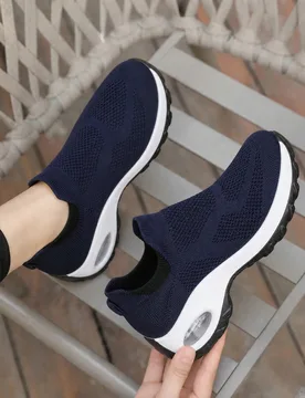 Zapatillas de deporte de mujer transpirables y de slip-on, zapatos de baile casuales y ligeros - Shein - FashionsVida