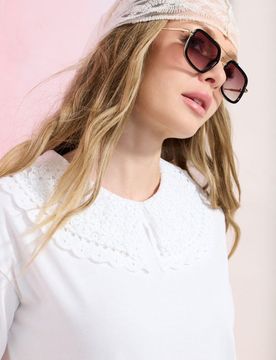 Blusa con colletto all’uncinetto - panna