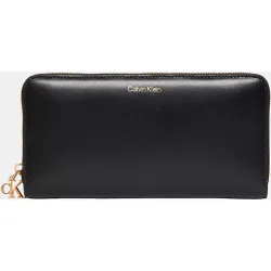 Cartera grande con logo estampado