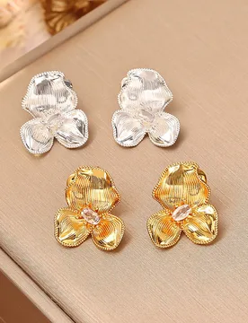 Metal style irregular pattern flower earrings, light luxury and cold style earrings, fashionable and versatile earrings - Aliexpress - FashionsVida