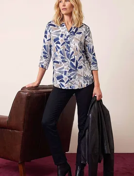 Women's Classic Abstract Print V-Neck Top in Blue Size: 12 - Blue - Size: 12 - Roman - FashionsVida