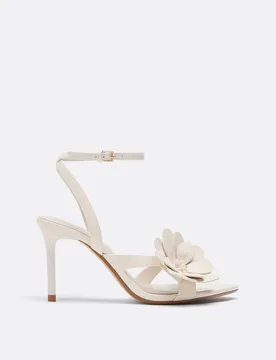 Sandalen mit Blumenabsatz NATUR 39 - Stradivarius - FashionsVida