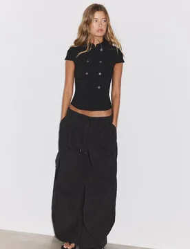 Tailliertes Wickelhemd Schwarz L - Stradivarius - FashionsVida