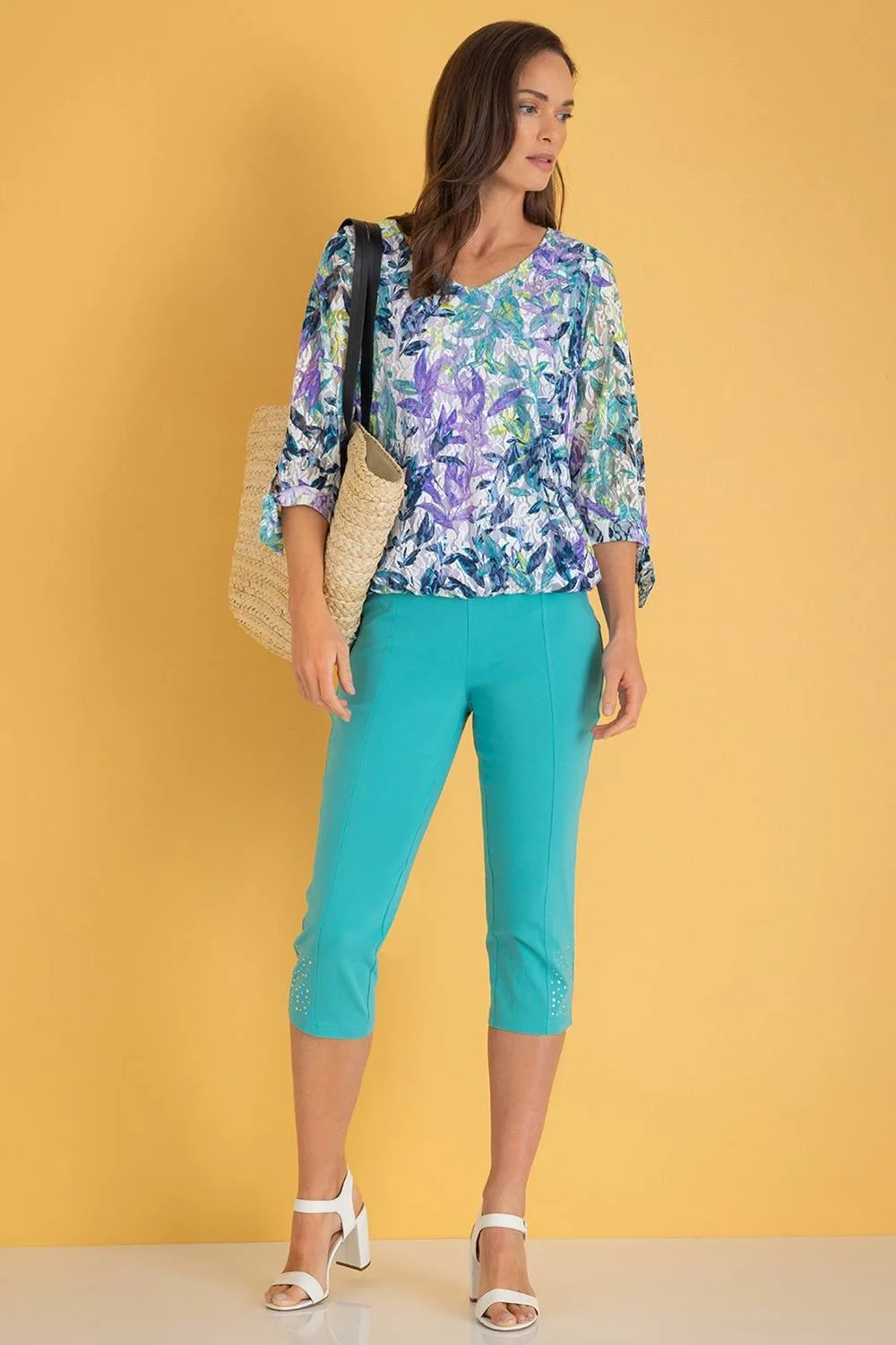 Embellished Pull On Cropped Trousers - Aqua - Size: 18 - Klass. - FashionsVida