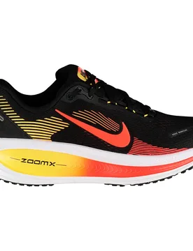 Scarpe Da Running Vomero 18 Black / Bright Crimson-Lt Crimson EU 47 - Nike - FashionsVida