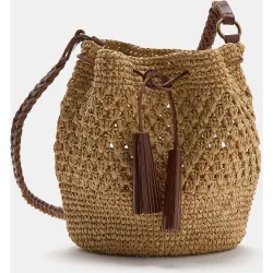 Bolso bucket en fibras naturales