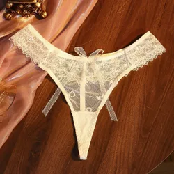 Pieza Tanga de encaje de moda para mujer