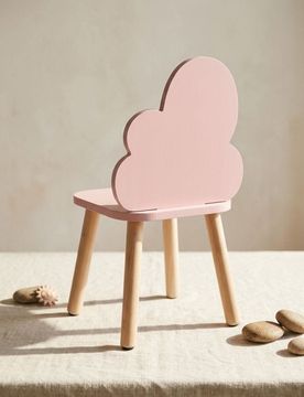 Sedia con schienale a forma di nuvola - rosa pastello