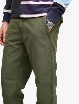 Superdry Herren Chino-hose mit Konischer Passform Green - Größe: 34/32 - 79.99 - FashionsVida