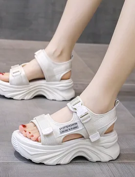 Sandalias deportivas de verano para mujer con plataforma y cuña, con cierre de y diseño de letras, sandalias planas casuales para estudiantes - Shein - FashionsVida