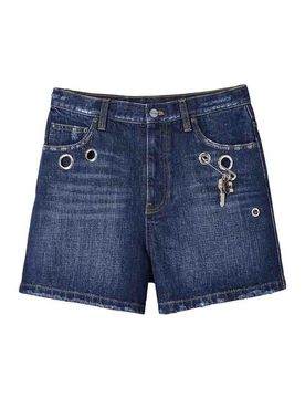 Pantaloncini di jeans fritti