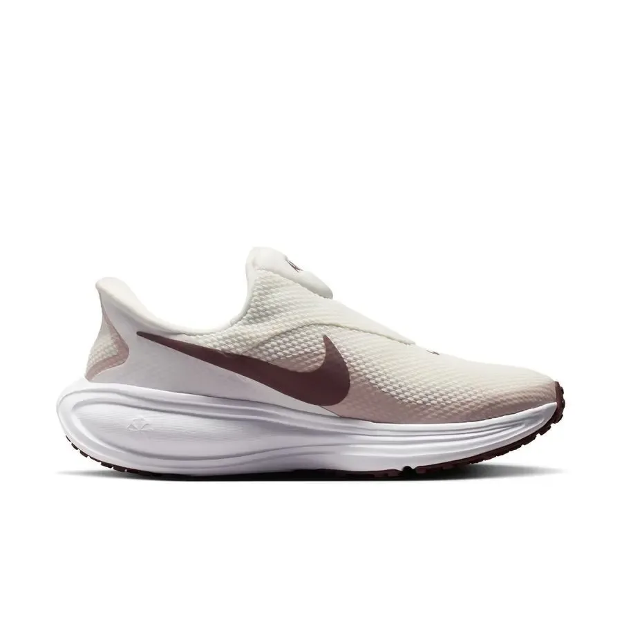 Damen-Laufschuhe Revolution 8 EasyOn - Blanc - female - Size: 38 - Nike - FashionsVida