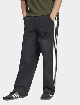 Mens Pantaloni A Pieghe 3 Stripes - Nero, nero nero Uomo taglia 27" - Adidas - FashionsVida