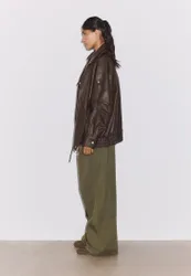 Oversize-Jacke mit Revers aus Kunstleder Braun L