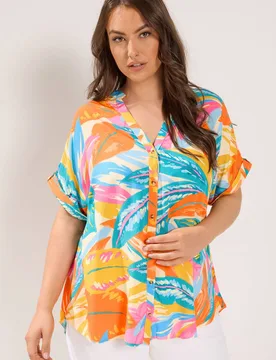 Women's Tropical Tab Detail Shirt in Blue Size: 30-32 - Blue - Size: 30-32 - Yours - FashionsVida