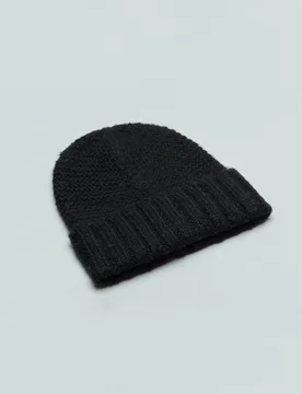 Berretto nero in misto lana e viscosa bouclè con risvolto a coste - Hlo! - FashionsVida