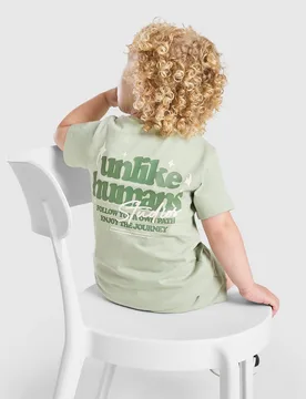 Crafted T-Shirt/Shorts Set Infant - Verde, verde verde Bambino taglia 18-24M - Unlike Humans - FashionsVida