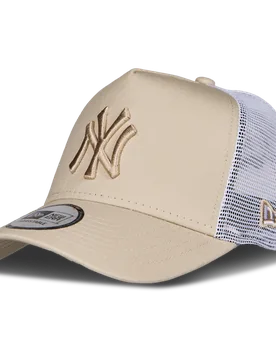 Trucker Unisex Trucker - Beige - One Size - Beige - Size: One Size - New era - FashionsVida