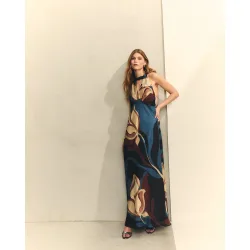 Vestido cuello halter con espalda al aire