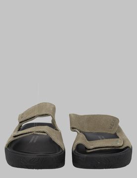 Veja Unisex Leather Sandal