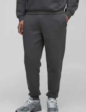Herren Basic Regular Fit Jogginghose Charcoal Größe XL - boohooMAN - FashionsVida