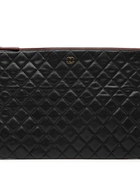 Large Quilted Caviar O Case Clutch - Chanel - FashionsVida