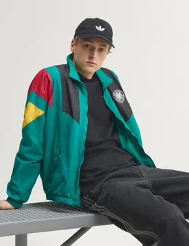 Top da allenamento EQT Germania L Equipment Green - Adidas - FashionsVida