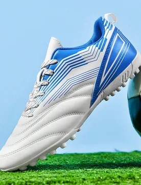 Zapatos de fútbol, antideslizantes y resistentes al desgaste, entrenamiento profesional juvenil y competición, zapatos de fútbol para adultos con t - Shein - FashionsVida