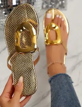Sandalias de playa con flores, nuevas sandalias planas extra grandes para mujer para uso al aire casual, atuendos de primavera y verano - Shein - FashionsVida