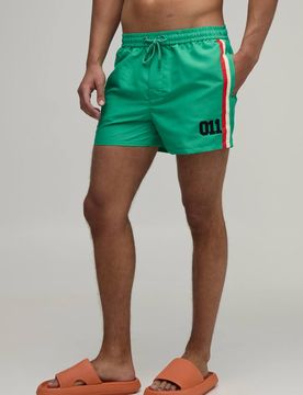 Herren Badeshorts Mit Seitenstreifen Und Applikation In Kurzer Länge Green Größe XS