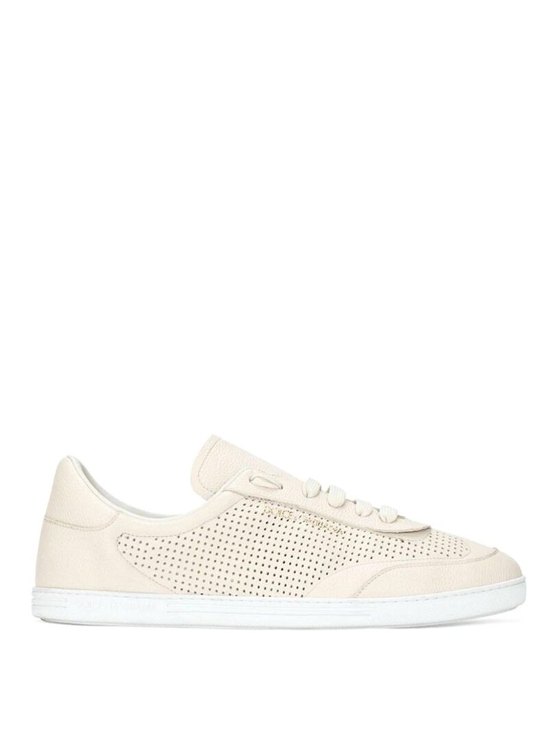 Sneakers con stampa logo traforato