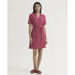 Vestido corto de cuadros con cuello camisero