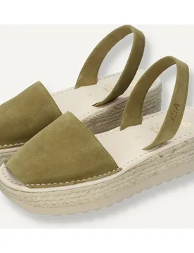 Menorquinas de mujer en piel de ante con plataforma de yute - Ria Menorca - FashionsVida