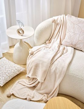 Sinsay - Coperta con pon pon - nude