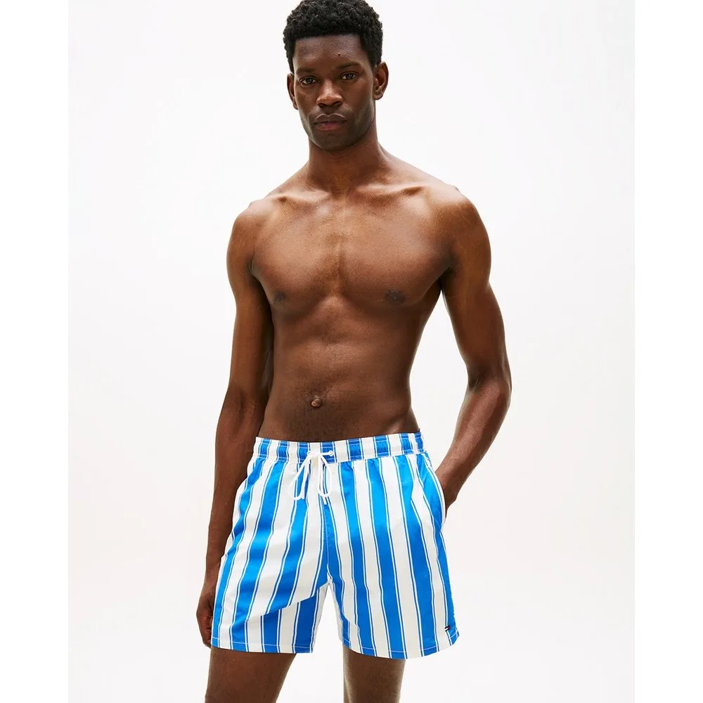 Traje de baño de caballero tipo short - Tommy Hilfiger - FashionsVida