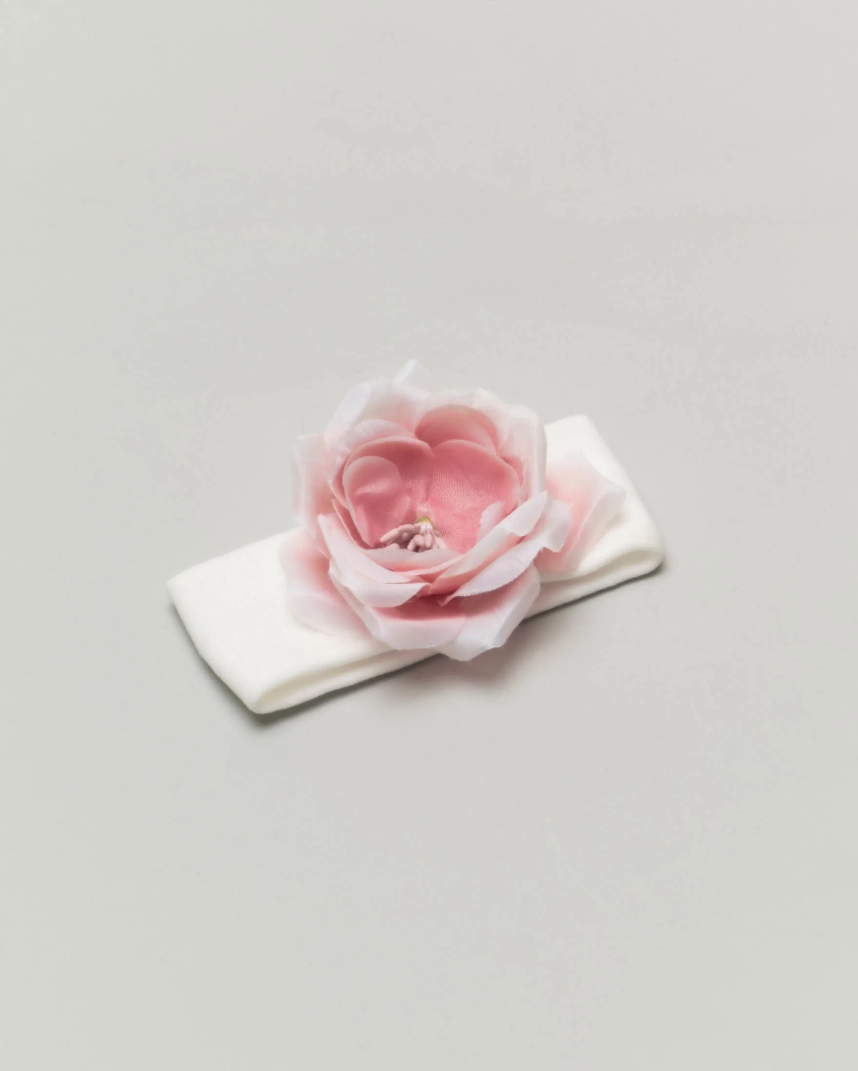Fascia bianca con rosa applicata - Bufi - FashionsVida