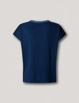 Camiseta de mujer cuello pico detalles calados - Pepe Jeans - FashionsVida