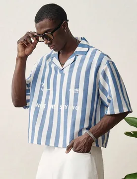 Camisa casual versátil de uso diario con estampado de rayas y letras para hombres de talla grande - Shein - FashionsVida