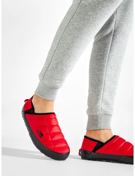 Hausschuhe Thermoball Traction Mule V NF0A3UZNKZ31-070 Rot 48 male - The North Face - FashionsVida