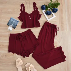 Conjunto de pijama y descanso de unicolor con parches de encaje para mujeres