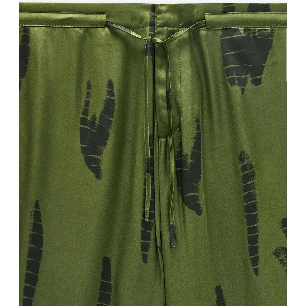 Pantalones anchos de mujer con cierre de cordón y estampados - Parfois - FashionsVida