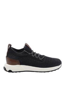 Sneakers con calzini