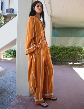 Sfera - Pantalón rayas naranjas - Sfera - FashionsVida